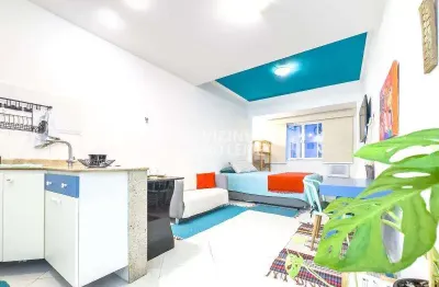Studio reformado e pronto para airbnb a poucos passos da praia