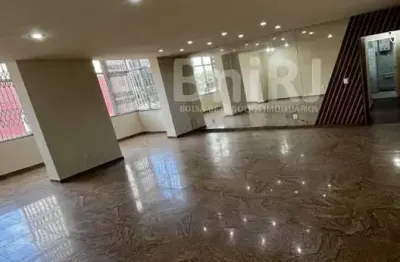 Apartamento no condomínio goitacaz no bairro laranjeiras, localizado na cidade de rio de janeiro / rj, situado na zona sul