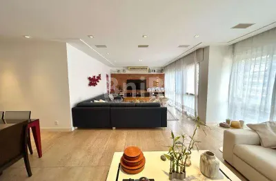 Apartamento ultra reformado pronto pra morar no alto leblon!