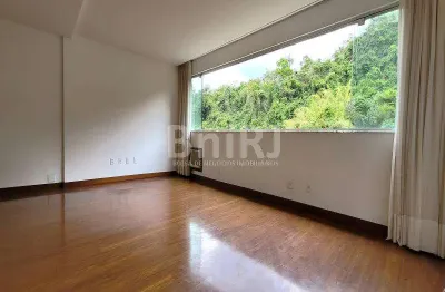 Apartamento dos sonhos na lagoa? andar alto, vista verde permanente e uma master suíte excepcional!!!