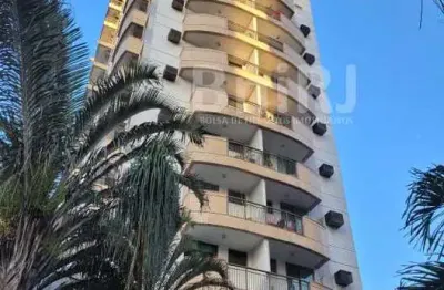 117m² excelente 2 quartos com varanda 1 suíte amplo e arejado ótima localização