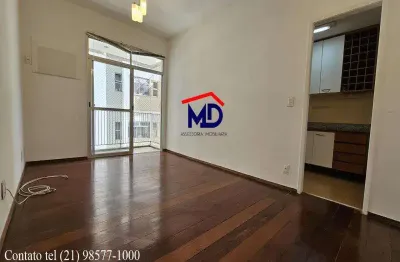 Humaita lagoa, 2 quartos sendo 1 suite, 1 vaga demarcada na escritura, silencioso