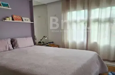 Excelente oportunidade para residir em um dos bairros mais charmosos do Rio de Janeiro, o Humaitá