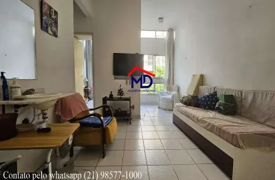 Leblon, Rua Jose Linhares, 1 quarto e sala com dependencia, imovel raro, localização excelente