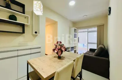 Apartamento com 2 quartos para alugar na Rua Omar Fontoura, Braga, Cabo Frio