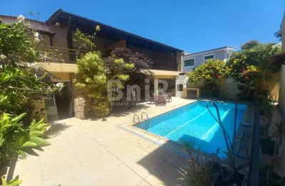 Ilha do Governador Casa com piscina no Jardim Guanabara ao lado da praia da Bica