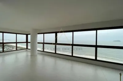Luxuoso apartamento à venda no centro de balneário piçarras-sc: 4 quartos, 4 suítes, 2 vagas de garagem e 199m² de área.