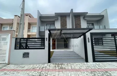 Sobrado novo, apenas 500 metros da praia no bairro itacolomi em balneario piçarras
