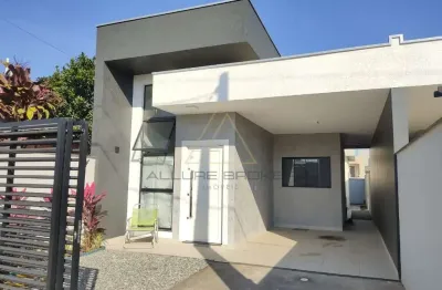 Casa nova, pronta para morar, 3 dormitórios, sendo 1 suíte, itajuba, barra velha-sc
