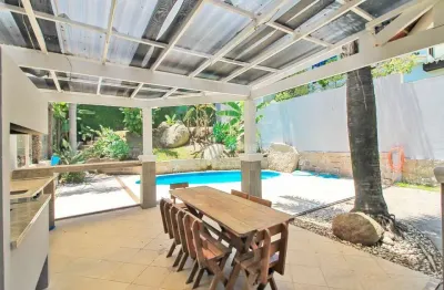 Casa com 3 quartos à venda na rua joão mendes ouriques, 582, jardim isabel, porto alegre por r$ 1.390.000