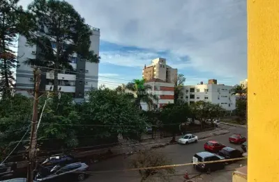 Apartamento à venda em menino deus, porto alegre-rs: 2 quartos, 1 suíte, 1 sala, 1 banheiro, 62,48m² de área!