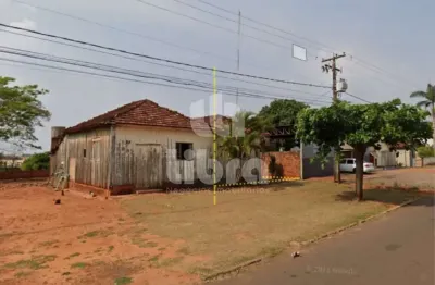 Terreno comercial à venda na Avenida Prescastelo Branco, 653, Alto da Sanbra, Iporã