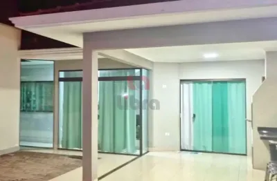 Casa com 2 quartos à venda na Rua Antônio de Paula Antonucci, Jardim Diamante, Maringá