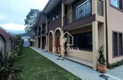 Casa com 3 dormitórios à venda, 116 m² por r$ 720.000,00 - alto - teresópolis/rj