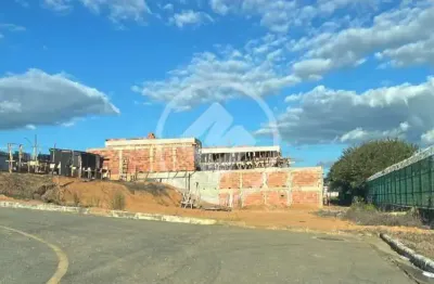 Terreno à venda na Lagoa Silvana, Caratinga 
