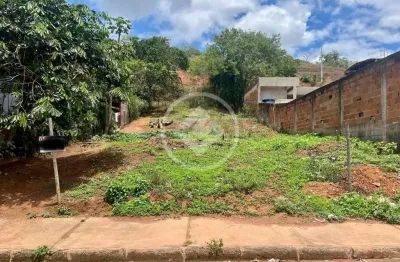 Terreno à venda em São José, Santana do Paraíso 