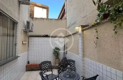 Apartamento 2 qtos, com área externa, no iguaçu. codigo: 141000