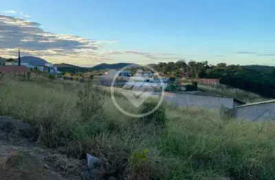 Terreno à venda no Centro, Iapu 