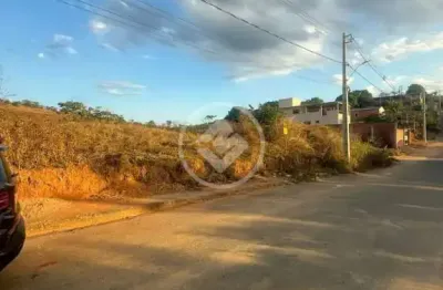 Terreno à venda em São José, Santana do Paraíso 