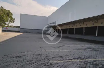 Galpão logístico em cariacica com 6.000 m² codigo: 80643