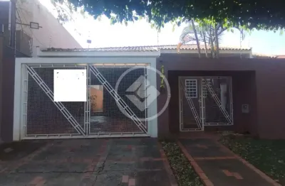 Venda de uma bela e espaçosa casa no carandá codigo: 95674