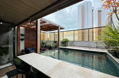 Cobertura duplex em ótima localização na praia de ponta negra
