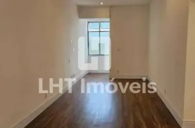 Lindo e reformado apartamento com 2 quartos na praia joão caetano, ingá, niterói-rj