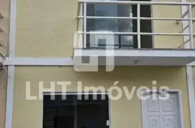 Casa em condomínio fechado com 2 quartos à venda na Rua Gregório de Matos, Laranjal, São Gonçalo