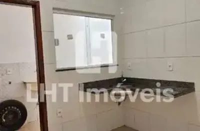 Casa de condomínio com 2 quartos, laranjal - são gonçalo
