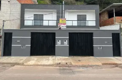 Casa com 2 quartos à venda na Rua Luiz Vicentin, Nova Benfica, Juiz de Fora