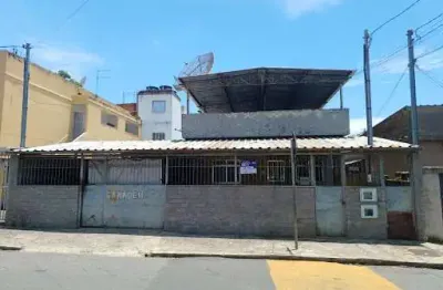 Santa cruz - ampla casa linear de 4/4 e terraço coberto r$ 380.000,00 com documentação ok