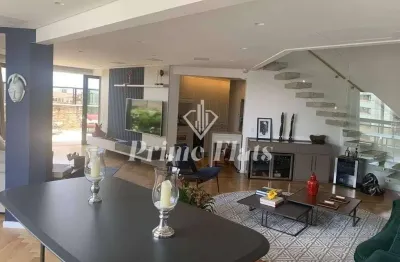 Flat disponível para venda no the sutton house, com 210m², 3 dormitórios e 2 vagas de garagem