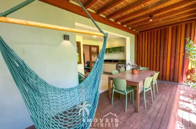 Apartamento térreo, 02 suítes, na vila de praia do forte
