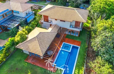 Casa à venda 4 suítes alto padrão em condominio praia do forte