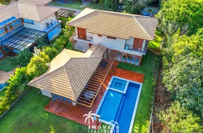 Casa à venda 4 suítes alto padrão em condominio praia do forte