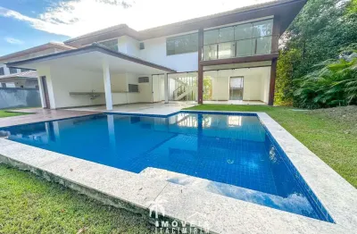 Casa à venda 5 suítes em praia do forte alto padrão condomínio com acesso à praia