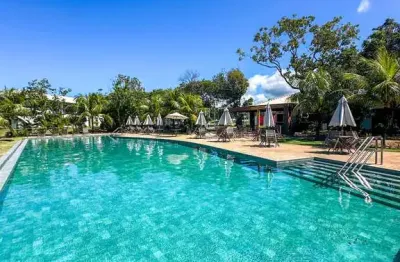 Apartamento à venda 2/4 térreo em condomínio em praia do forte
