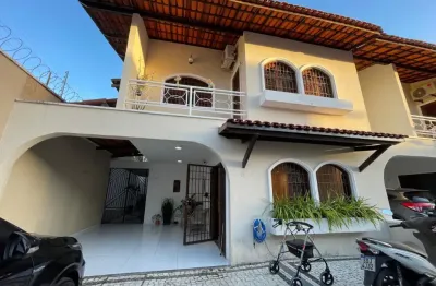 Lindo duplex à venda em condomínio fechado – 140m² | 3 suítes | reformado e projetado
