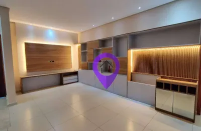 Casa à venda no condomínio gran royalle em pouso alegre/mg. 280m² construídos, 3 suítes, 4 vagas, piscina e área gourmet.