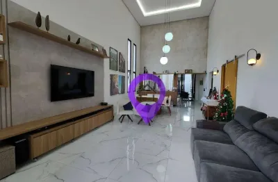 Casa de 180m² à venda no serra morena, pouso alegre. 3 dormitórios, escritório, área gourmet e 3 vagas.