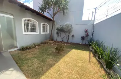 Casa com 4 quartos à venda na Rua João Akamine, Santa Fé, Campo Grande