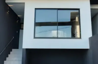 Casa para alugar na Rua Maria José Sartotti, 52, Vila Nova, Blumenau