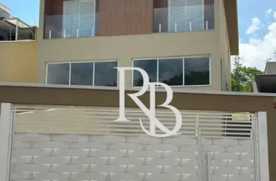 Encante-se com este belíssimo sobrado em localização privilegiada de atibaia!