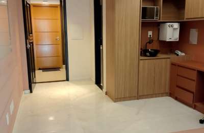 Alugo linda sala comercial com energia solar  no parque office