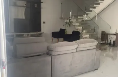 sobrado com Tres suites a venda em cajamar bairro portal dos ipes