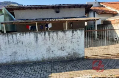 Casa com 2 quartos à venda no Alto São Bento, Itapema 