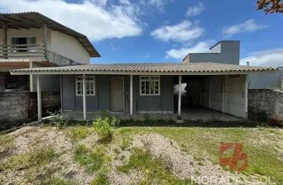 Casa com 2 quartos para alugar no Balneário Perequê, Porto Belo 