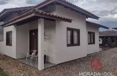 Casa à venda em universitário tijucas, 3 quartos, 120m², r$850mil