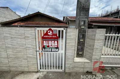 Casa com 1 quarto para alugar no Balneário Perequê, Porto Belo 