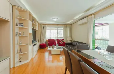 Apartamento 3 dormitorios sendo 1 suite, 2 vagas de garagem no bairro são joão, em porto alegre